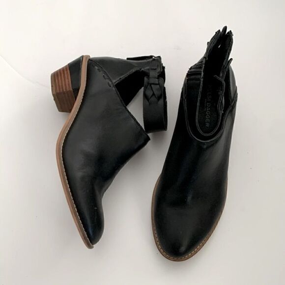 Kelsi Dagger Brooklyn black leather heeled ankle boots ankle strap size 7.5 - Picture 1 of 11